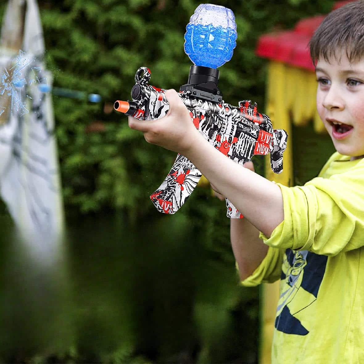 Pușcă Automată de Jucărie, 5000 Bile din Gel 7–8 mm, AK47, Ochelari de Protecție, Acumulator cu Încărcare USB, 31x7x28 cm, Alb Roșu Negru, 14+ ani