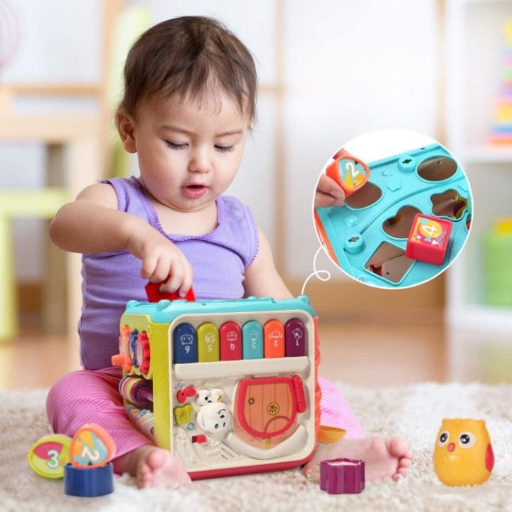 Resigilat - Jucarie Interactiva pentru Bebelusi, Cub Activitati 6 in 1, Muzica si Lumini, Multifunctional, 20x20x20 cm, + 3 Luni