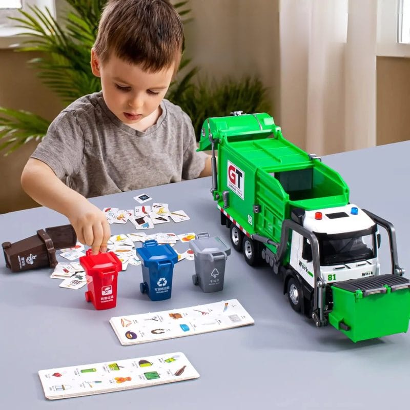 Camion de Gunoi din Metal cu Sunete si Lumini, Cosuri de Reciclare si Joc Educativ de Sortare a Deseurilor, Incurajeaza Responsabilitatea Ecologica, Cu Mecanism de Incarcare Functional, + 3 Ani