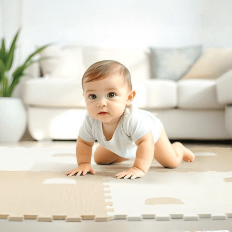 Covor Puzzle LUDIRO, 4 Piese 60x60 Cm, Spuma EVA, Protectie, Versatilitate si Siguranta pentru Orice Spatiu, Design Ursulet, Alb Bej